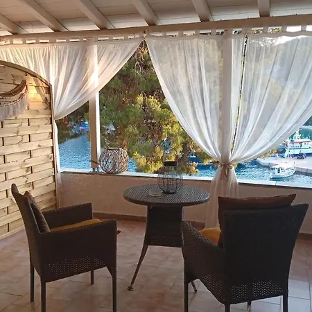 Levantes 2* Patitiri