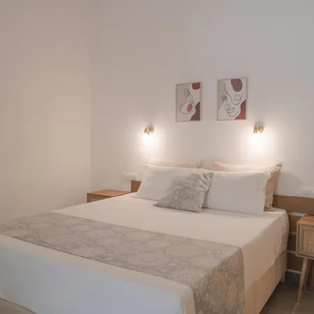 Levantes Hotel 2*