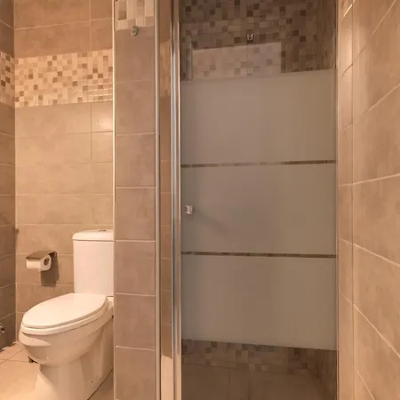 Levantes Hotel 2*